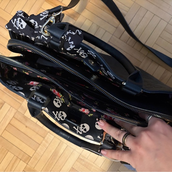 Betsey Johnson - Black Skull Embossed Tote Bag with Scarf Accent - Picture 4 of 6